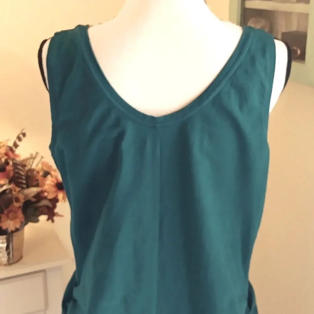 Old Navy Maternity Elegant Teal Dress. - Picture 6 of 10